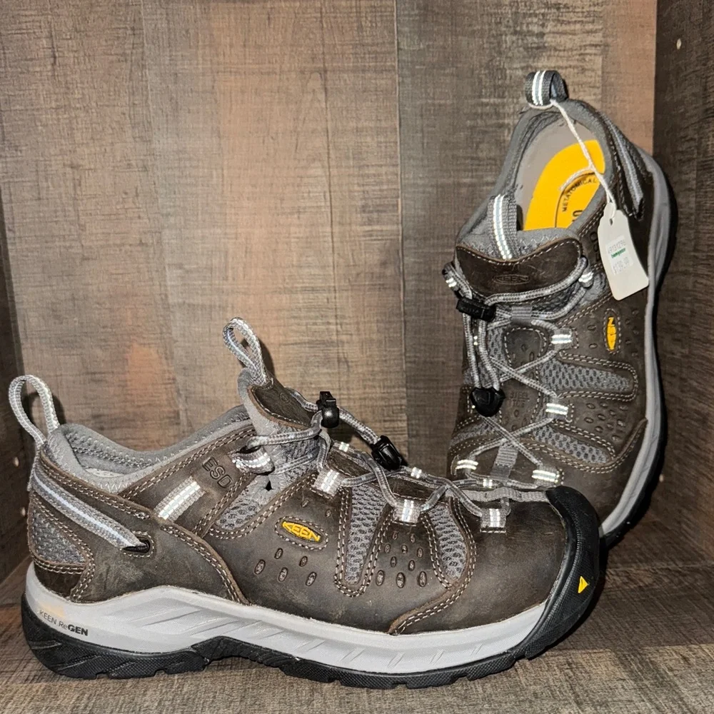 KEEN UTILITY Steel -Toe Shoes-size 7.5 NWT